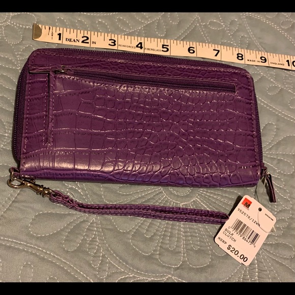 New WT Purple Wristlet - Picture 3 of 10